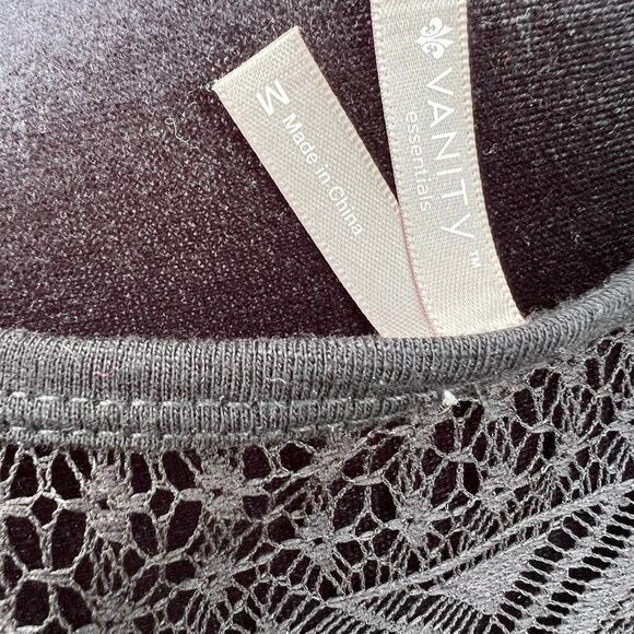 Vanity black long sleeve top with lace back, women's size M - Picture 5 of 7